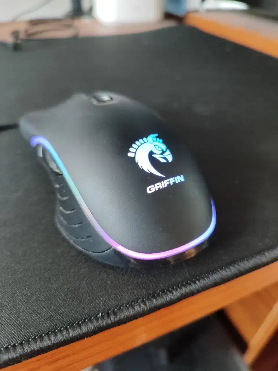 ماوس گرین مدل GM605-RGB|قطعات و لوازم جانبی رایانه|چالوس, |دیوار