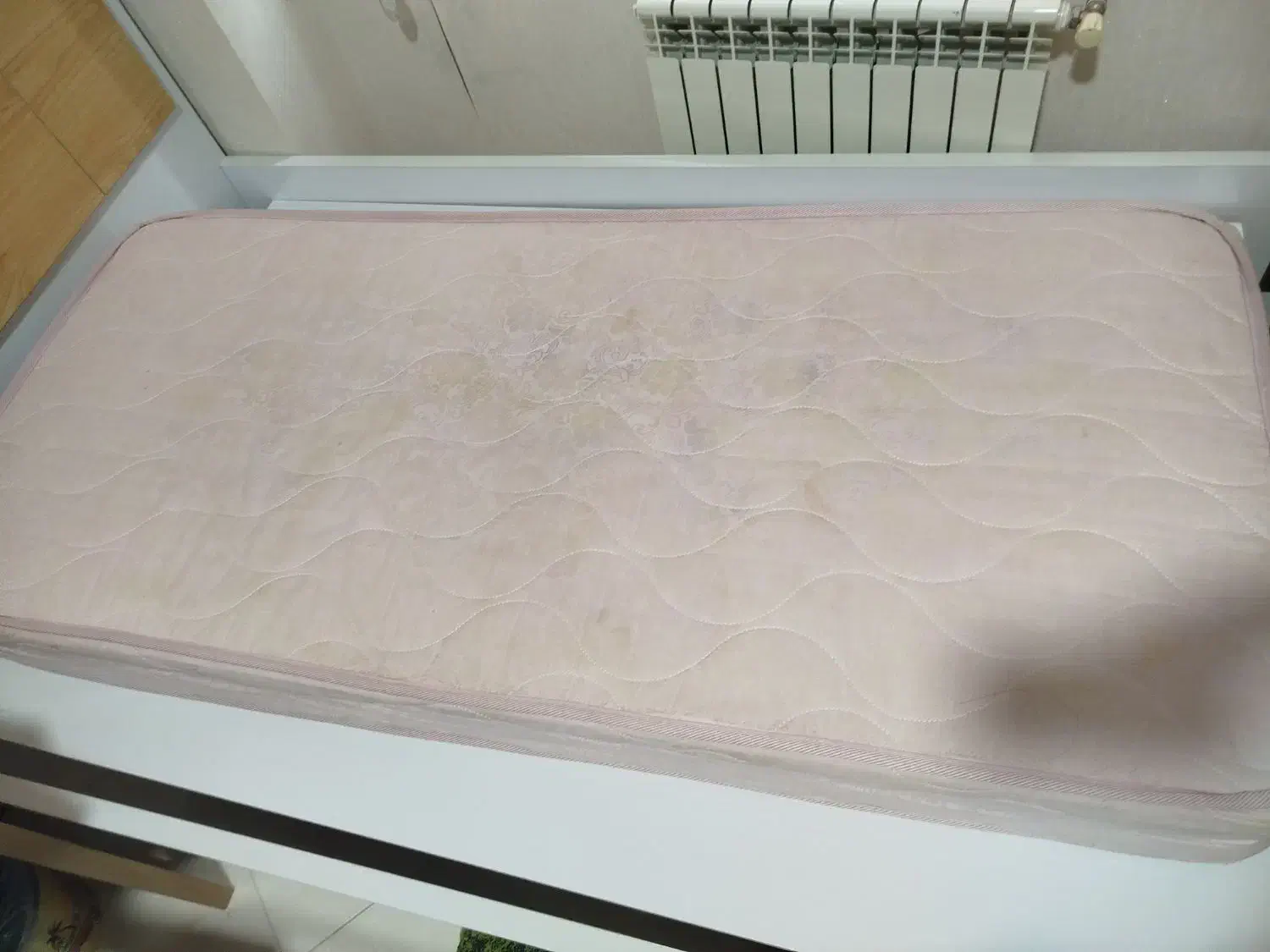 تشک تک نفره|تشک تختخواب|لاهیجان, کوی آزادگان|دیوار