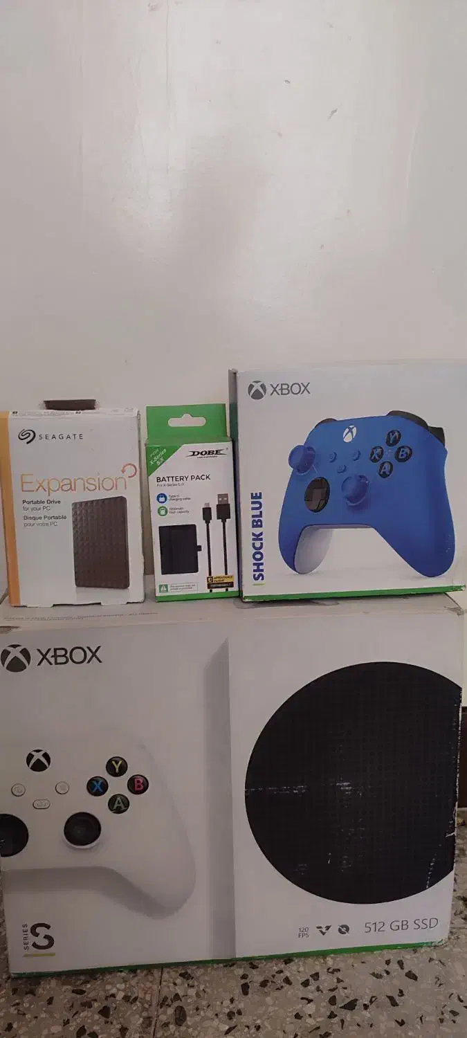 ایکس باکس سری اس بسیار تمیز همراه بادودسته|کنسول، بازی ویدئویی و آنلاین|دهدشت, |دیوار