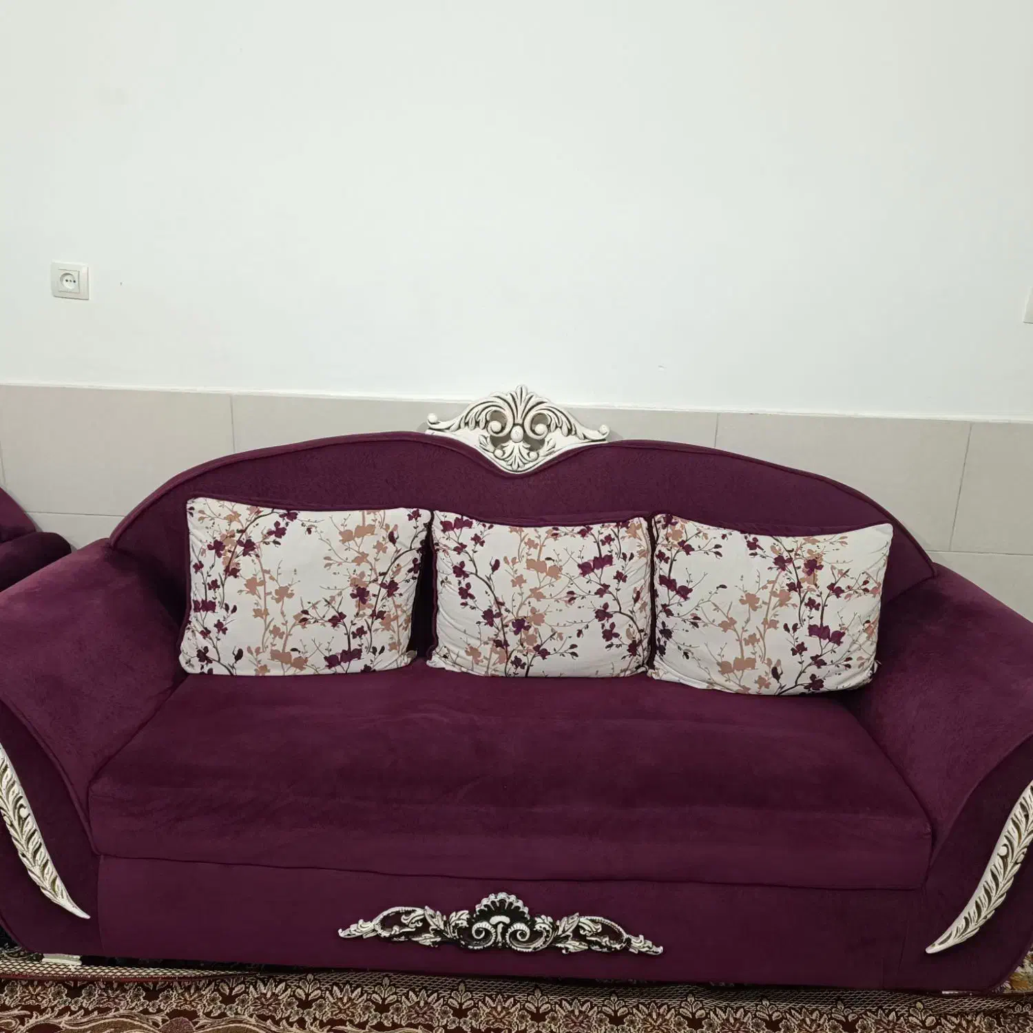 مبل راحتی 9 نفره بسیار تمیز|مبلمان خانگی و میز عسلی|آباده, |دیوار