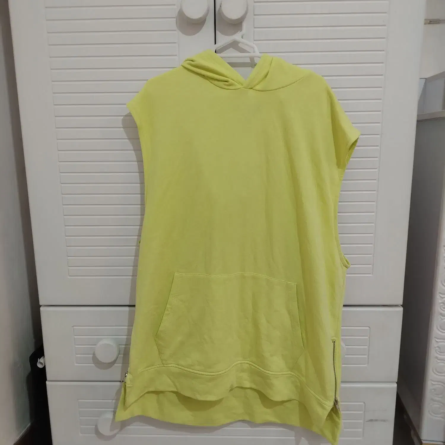 لباس|لباس|برخوار, |دیوار