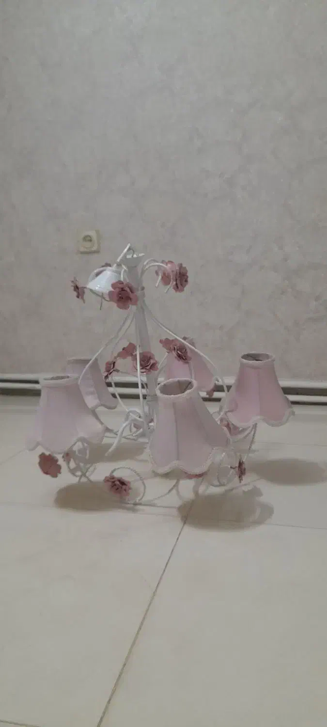 لوستر|لوستر و چراغ آویز|اندیشه, اندیشه فاز ۳|دیوار