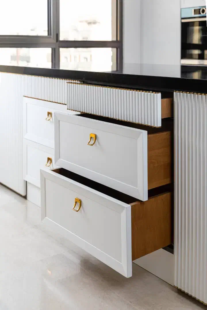 کارشناس فروش صنایع چوب لوکس موگر( صنعت ساختمان )|استخدام بازاریابی و فروش|تهران, اتحاد|دیوار