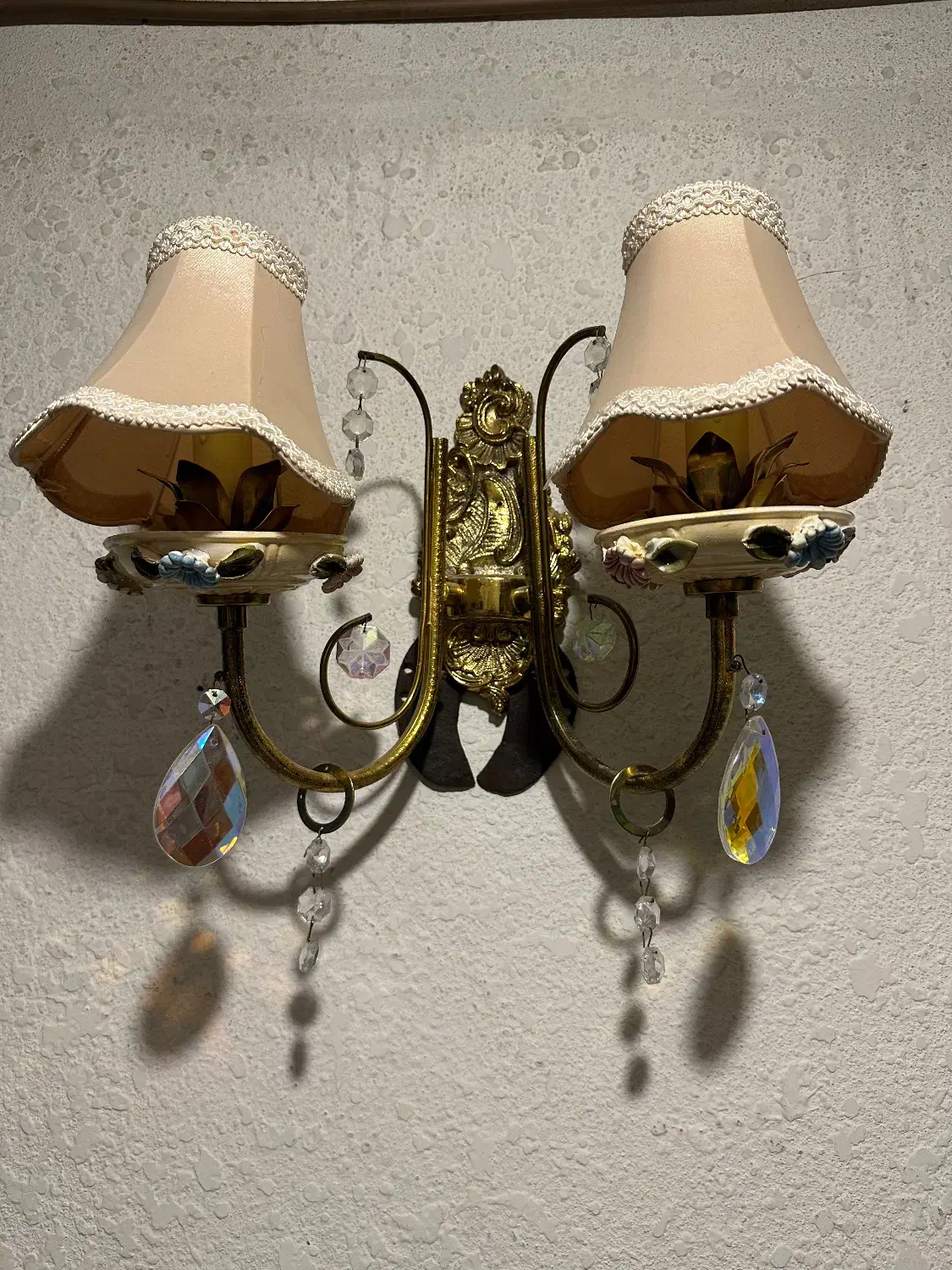 دیوارکوب انتیک برنز و چینی ایتالیایی|لوستر و چراغ آویز|تهران, نیاوران|دیوار