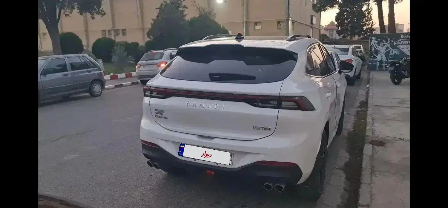 لاماری ۱۴۰۱ سفید صدفی وارداتی|خودرو سواری و وانت|گرگان, |دیوار