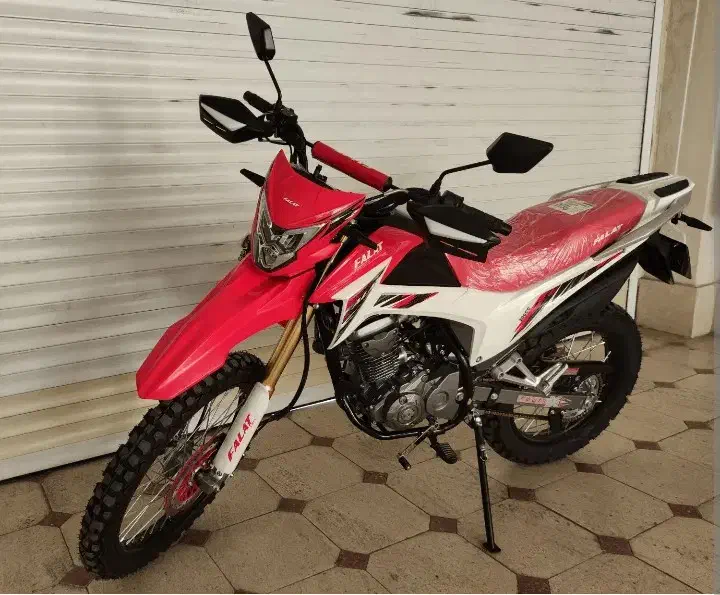 موتور فلات 1404|موتورسیکلت|سقز, |دیوار