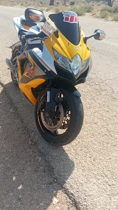 gsx1000 600 750|موتورسیکلت|شیراز, کیان شهر|دیوار