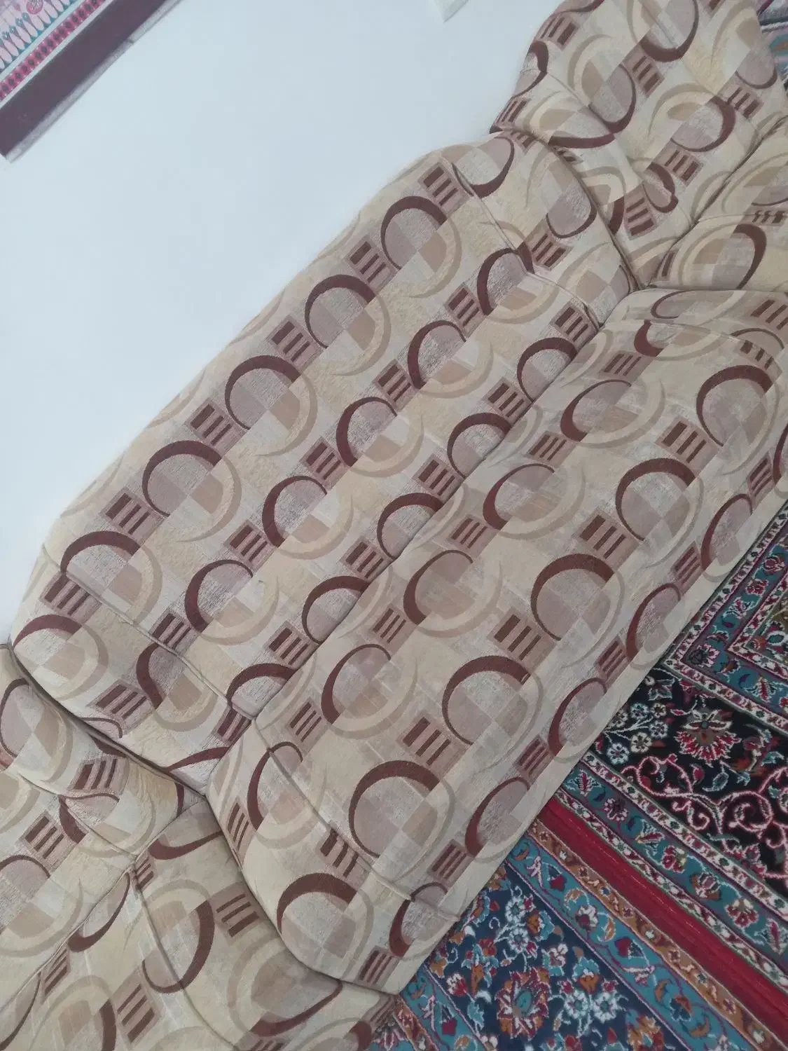 مبل|مبلمان خانگی و میز عسلی|خانمیرزا, |دیوار