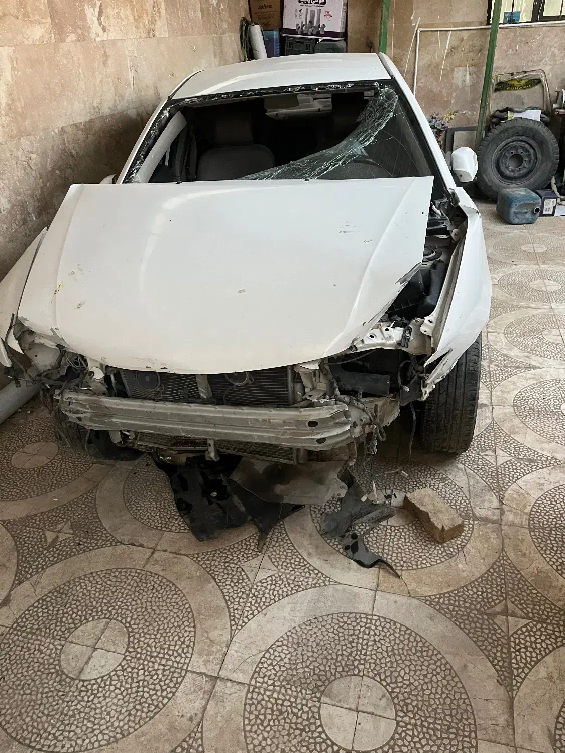 لیفان ۶۲۰ تصادفی|خودرو سواری و وانت|قروه, |دیوار