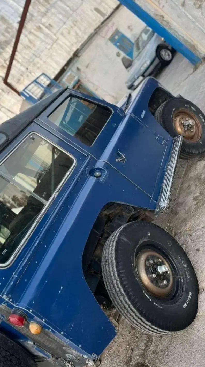 پاژن دو در بدون رنگ موتور انگلیس قرمز ۱۳۷۷ آفرودی|خودرو سواری و وانت|ارومیه, |دیوار