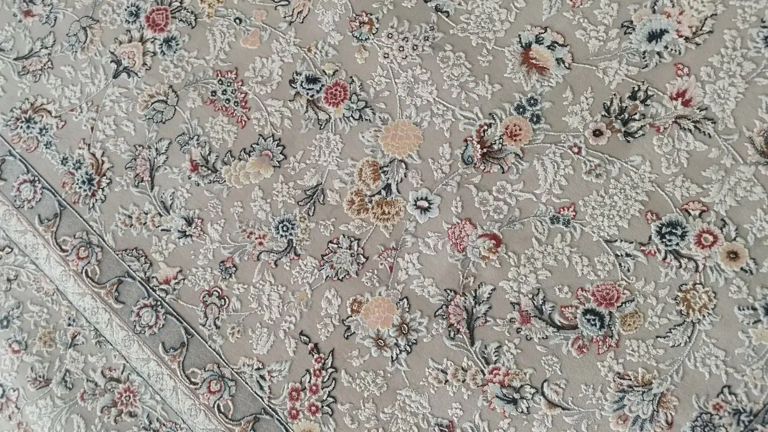 دو جفت فرش ۹متری(۴ تخته) ۱۲۰۰شانه، آبدانان|فرش|آبدانان, |دیوار