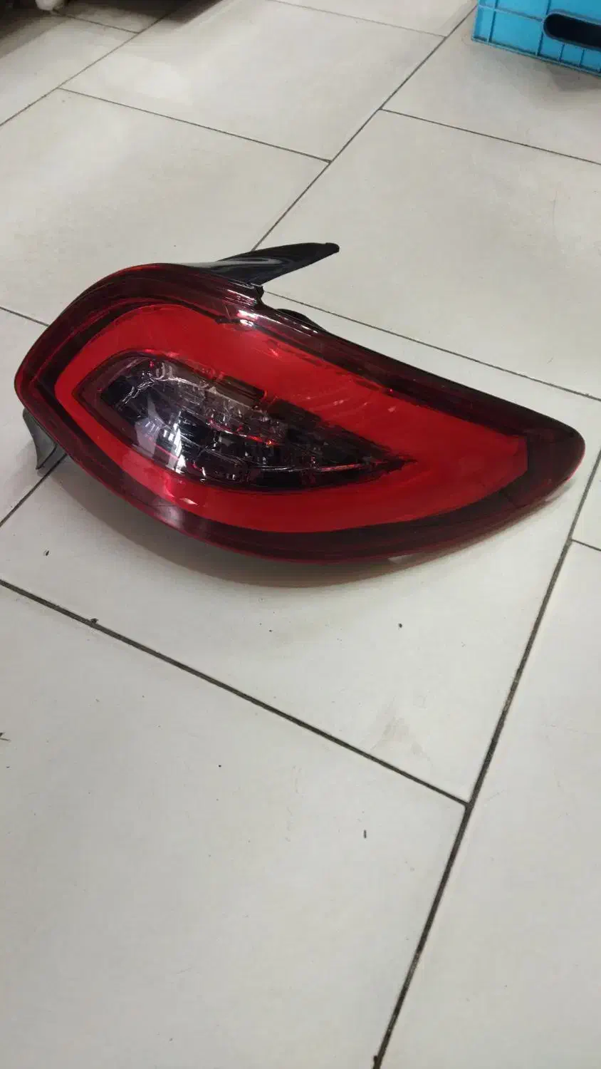 یک عدد چراغ خطر اسپرت ۲۰۶|قطعات یدکی و لوازم جانبی|شیروان (خراسان), |دیوار