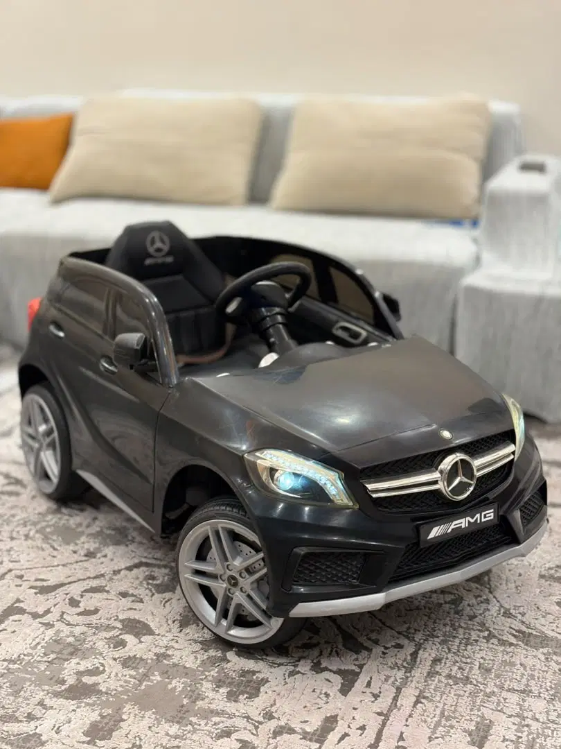 ماشین شارژی مرسدس بنز A45 AMG|دوچرخه، اسکیت، اسکوتر|تهران, سبلان (لشگر)|دیوار