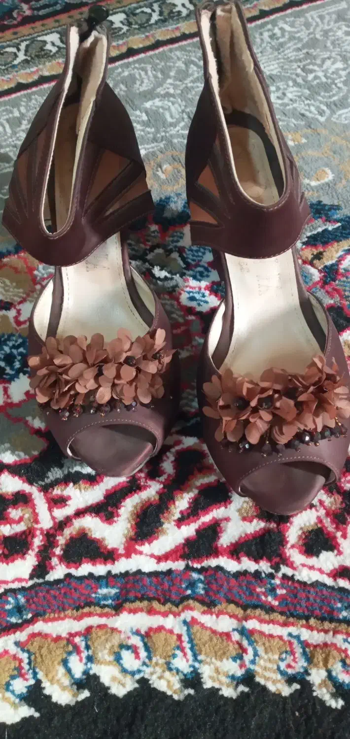 کفش|کیف، کفش، کمربند|زاهدان, |دیوار