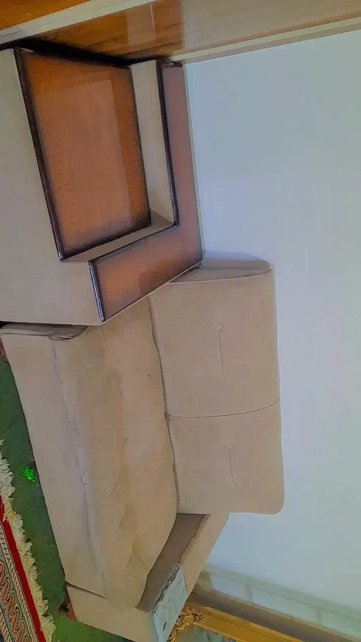 مبل ۷نفره تمیز|مبلمان خانگی و میز عسلی|تربت‌حیدریه, طالقانی|دیوار