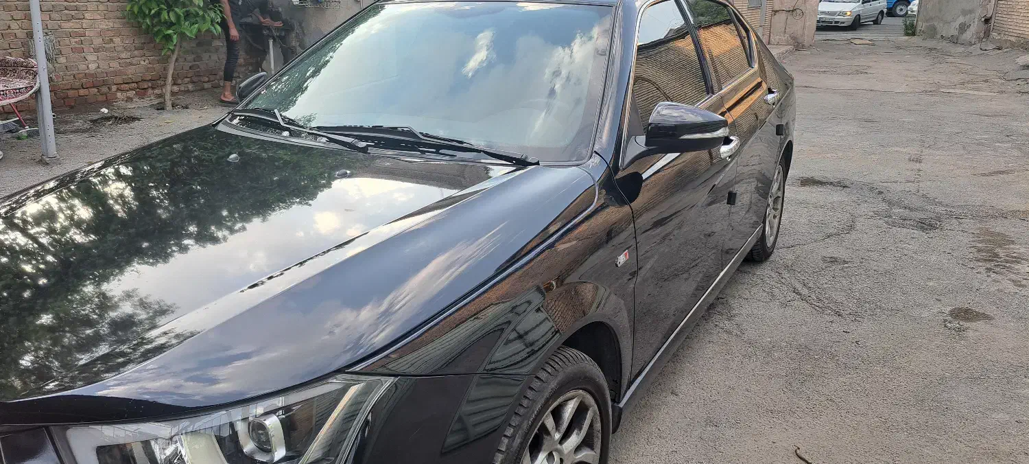 دنا پلاس اتومات توربو1400 مشکی|خودرو سواری و وانت|تهران, هلال احمر|دیوار