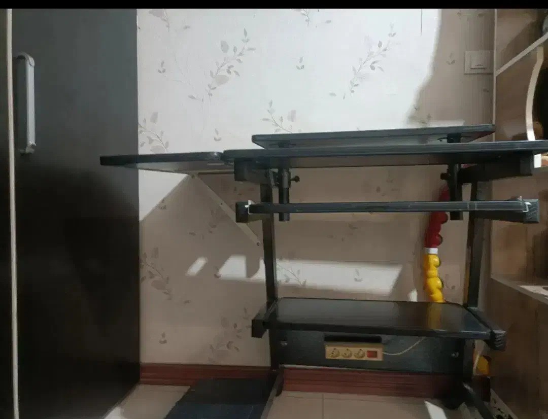 میز|میز تحریر و کامپیوتر|سیرجان, |دیوار