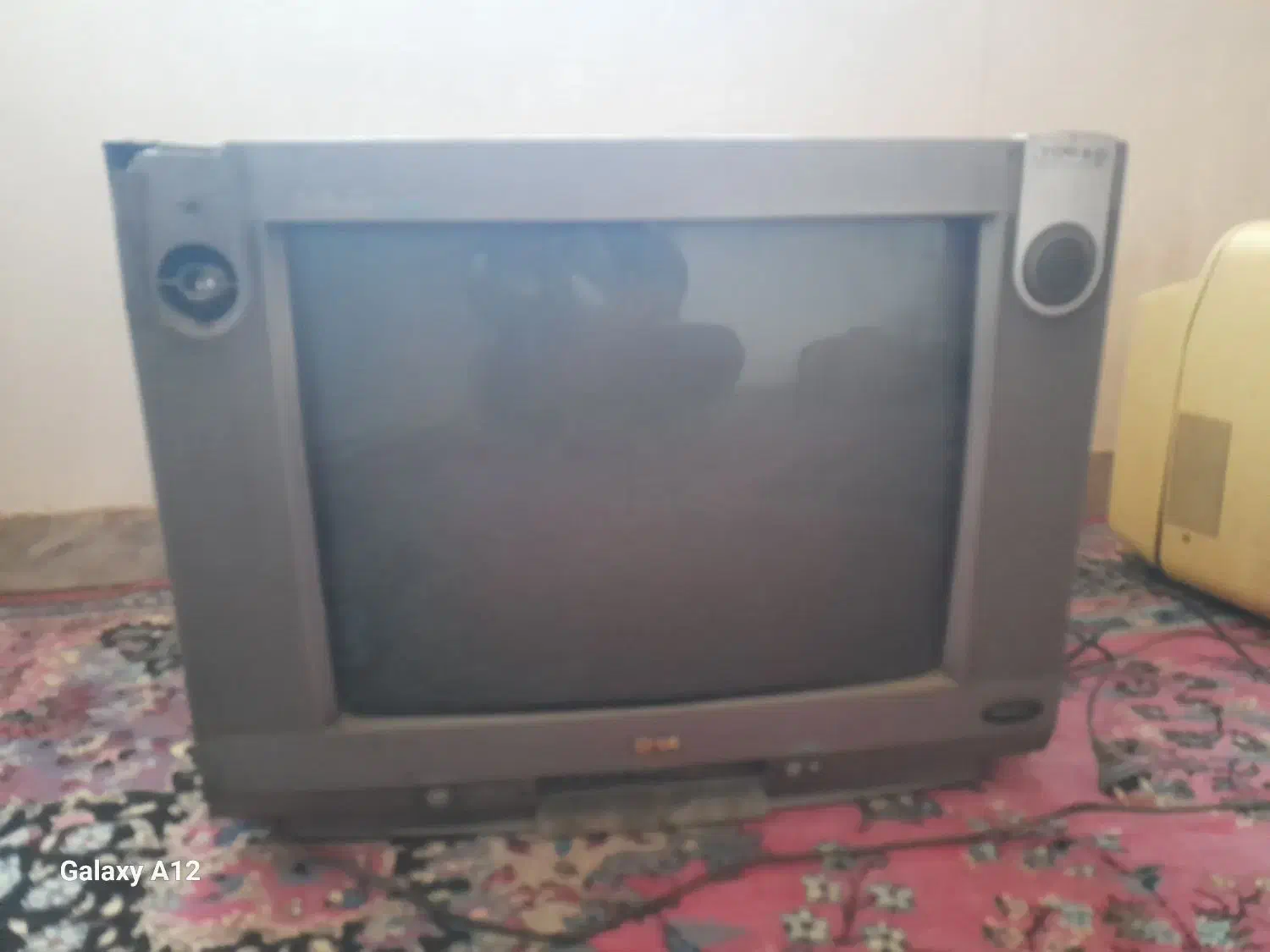 دوعددتلویزیون|تلویزیون و پروژکتور|ماهان, |دیوار