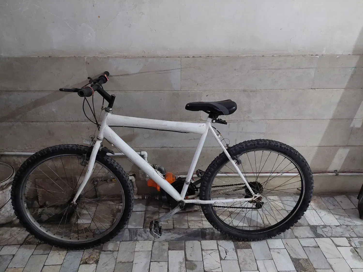 دوچرخه سفید سایز ۲۶|دوچرخه، اسکیت، اسکوتر|ورامین, ورامین|دیوار