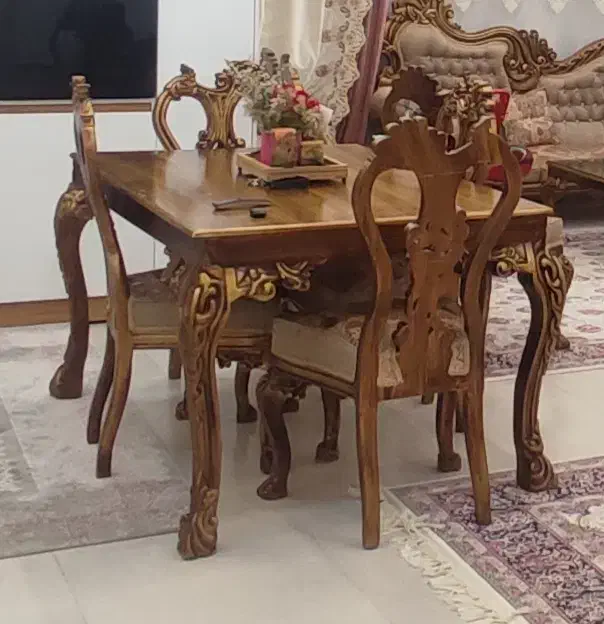 مبل استیل هفت نفره همراه میز ناهارخوری شش نفره|مبلمان خانگی و میز عسلی|محمدیه-قزوین, |دیوار