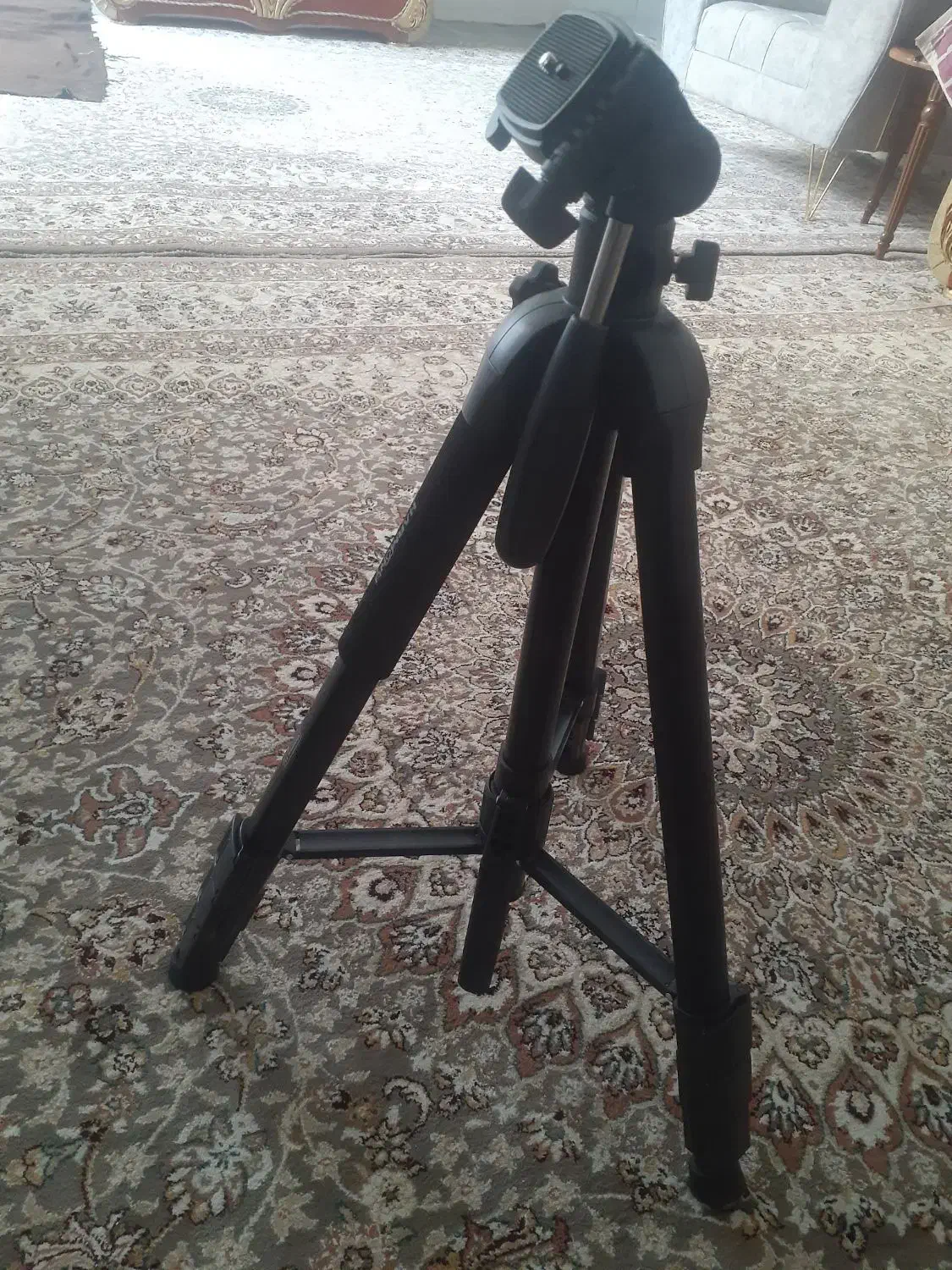 پایه دوربین ۲متری ۳ کاره|دوربین عکاسی و فیلم‌برداری|اصفهان, لاله|دیوار