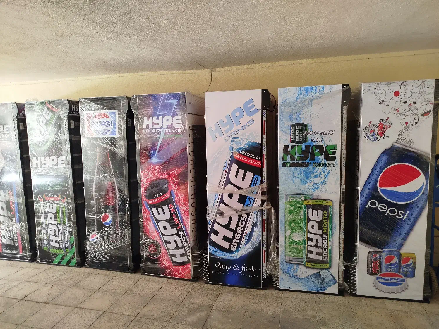 فروش انواع یخچال وفریزر ایستاده ویترینی سوپرمارکتی|فروشگاه و مغازه|اراک, |دیوار