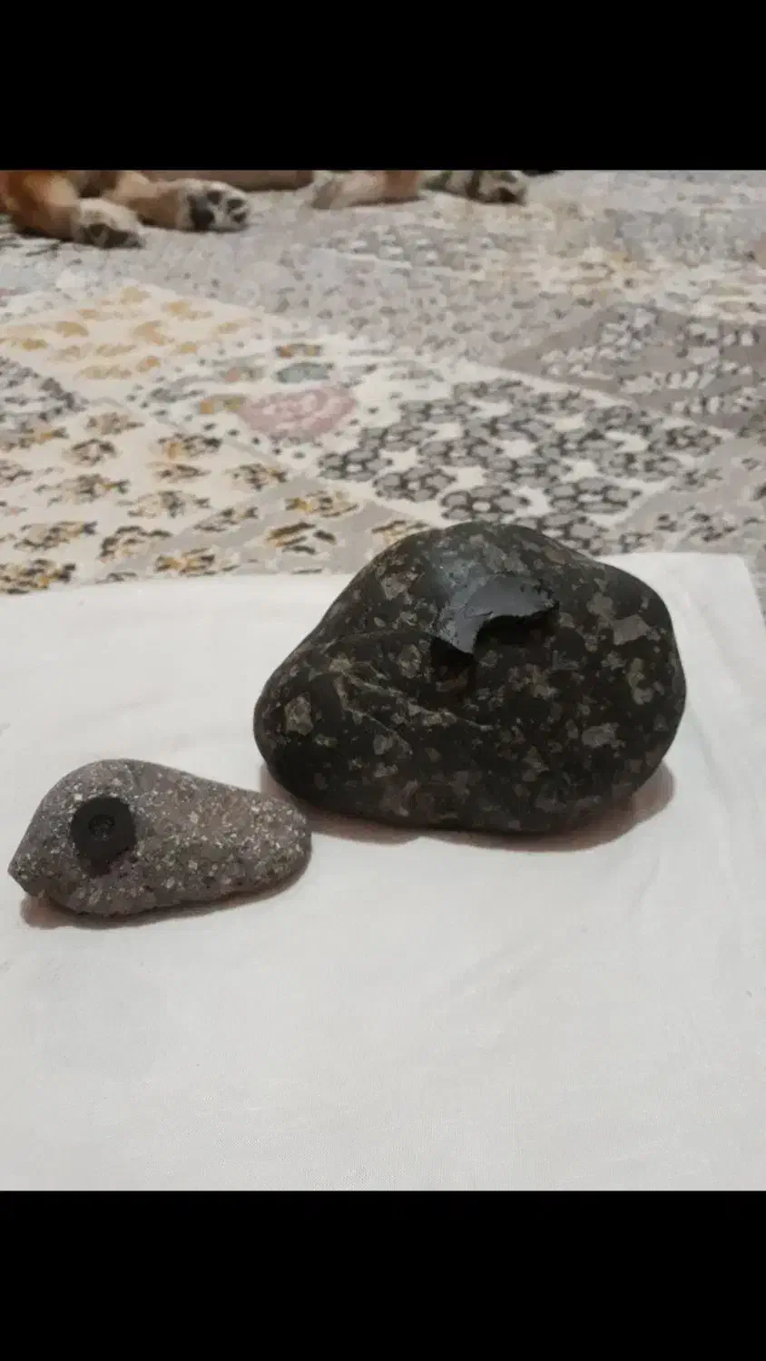 شهاب سنگ باچندتا سنگ دیگر|صنایع دستی و سایر لوازم تزئینی|رشت, لاکان|دیوار