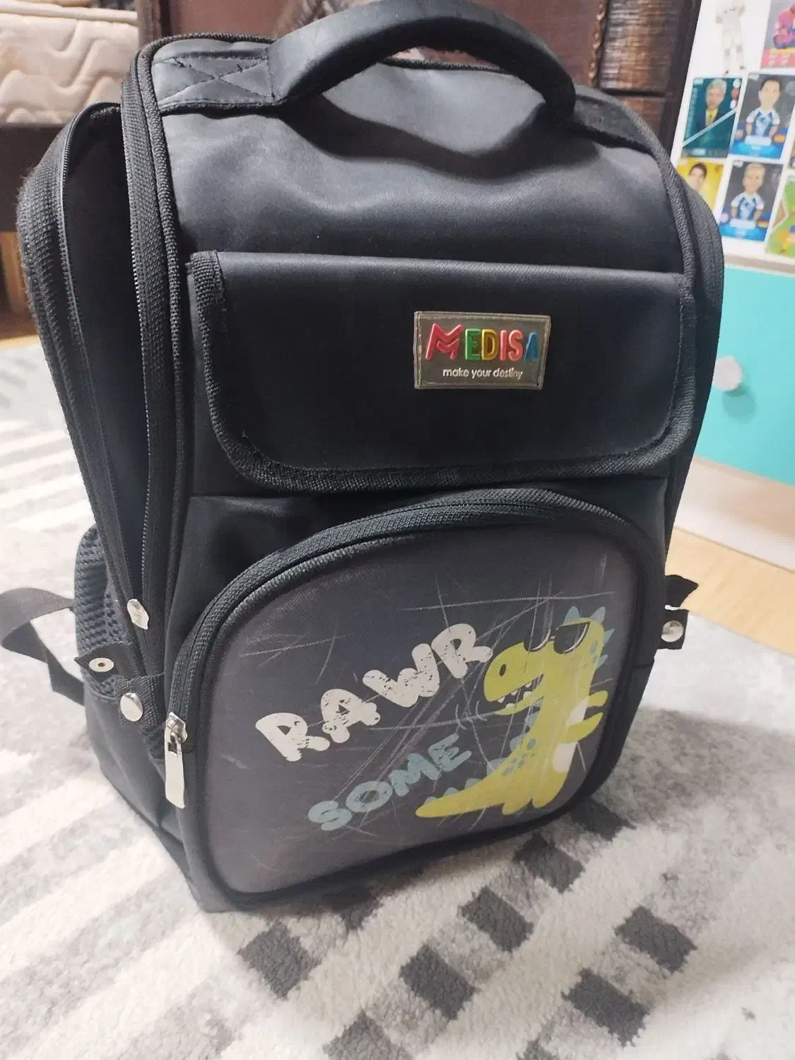 کوله پشتی|کیف، کفش، کمربند|نیشابور, هفده شهریور|دیوار