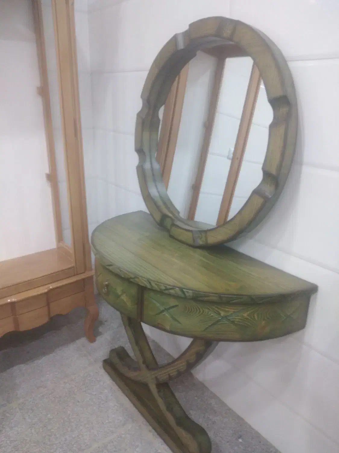 آینه کنسول|بوفه، ویترین، کنسول|نیشابور, فضل|دیوار