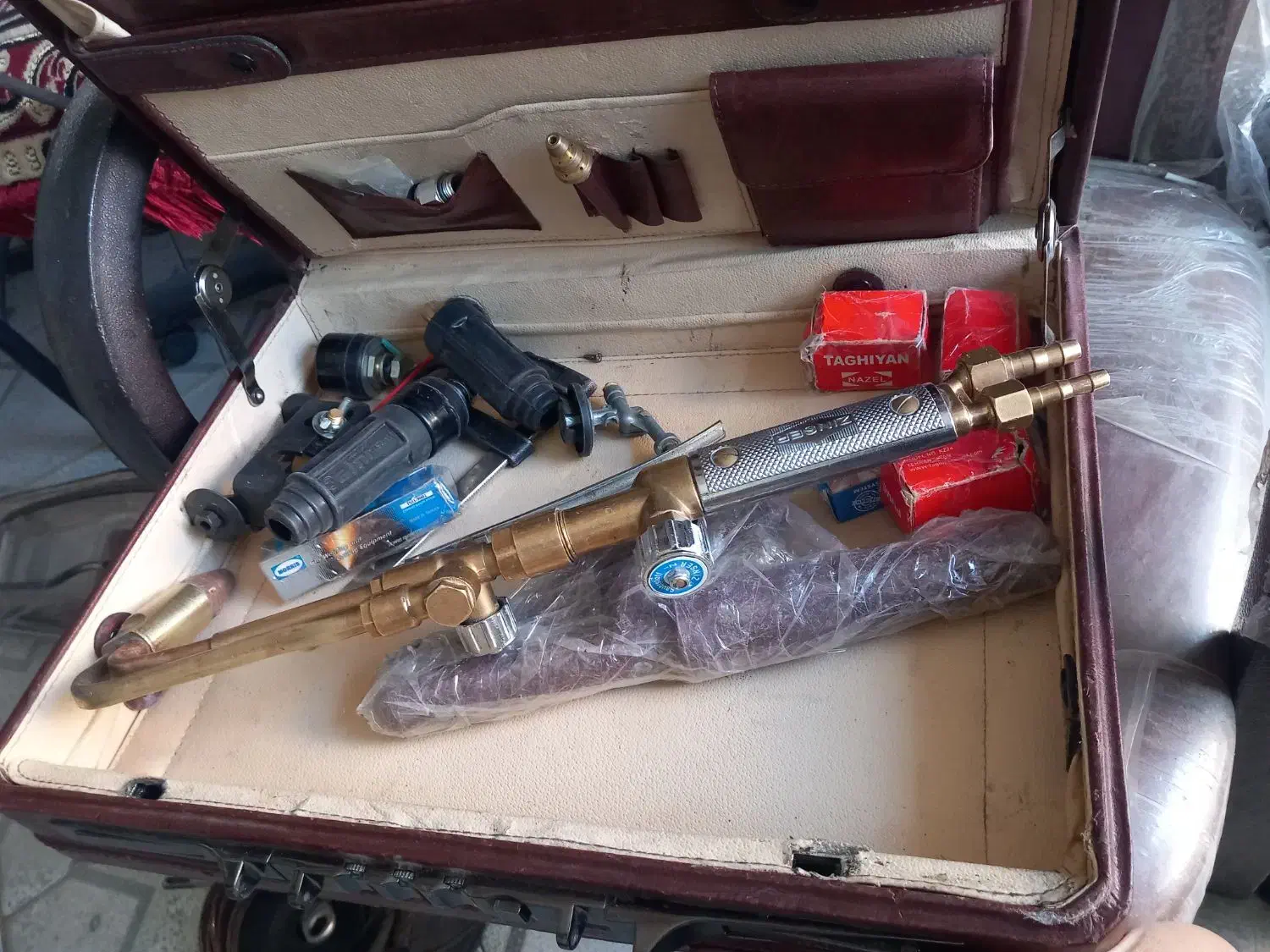 ابزار هوا برش|ابزارآلات|سمنان, |دیوار