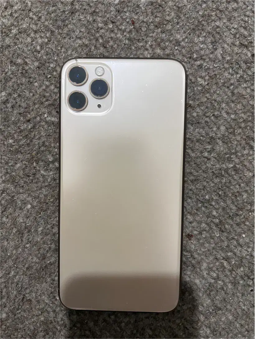 ایفون ۱۱مکس درحد خشک|موبایل|زاهدان, |دیوار