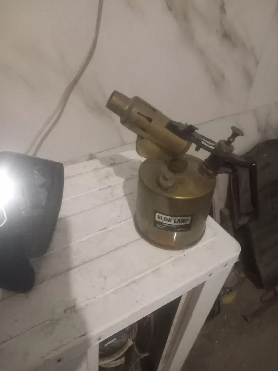 سلام یک عدد چراغ قدیمی|کلکسیون اشیاء عتیقه|نسیمشهر, |دیوار