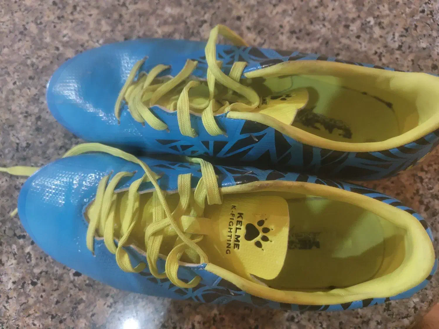 کتونی استوک نو اورجینال|ورزش‌های توپی|هشتگرد, هیو|دیوار