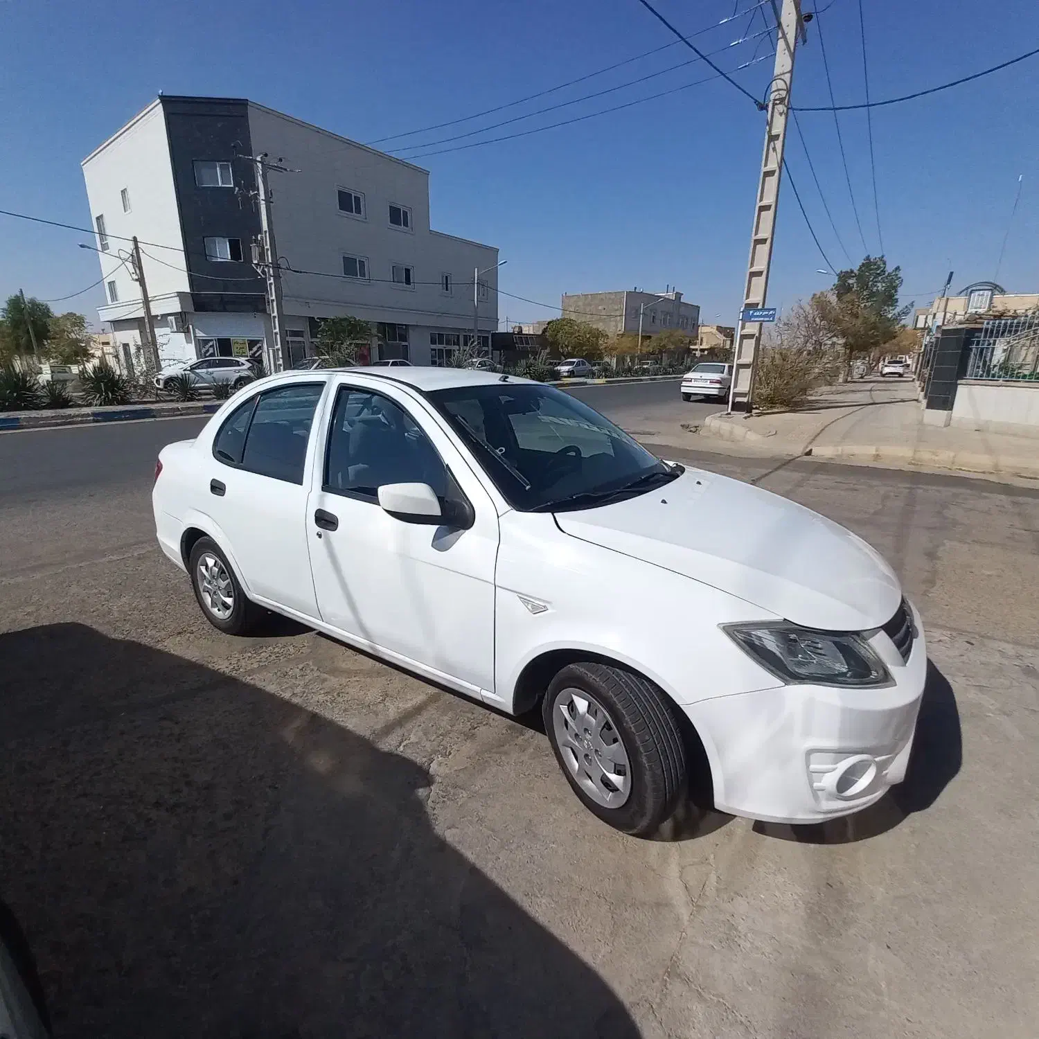 ساینا ۹۸|خودرو سواری و وانت|بیرجند, |دیوار