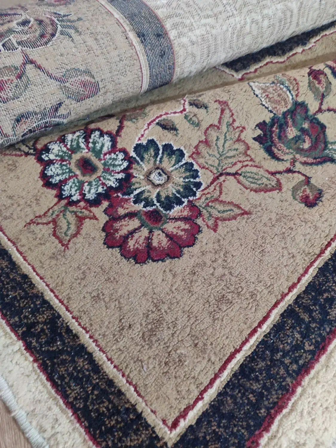 فرش ماشینی|فرش|قشم, |دیوار