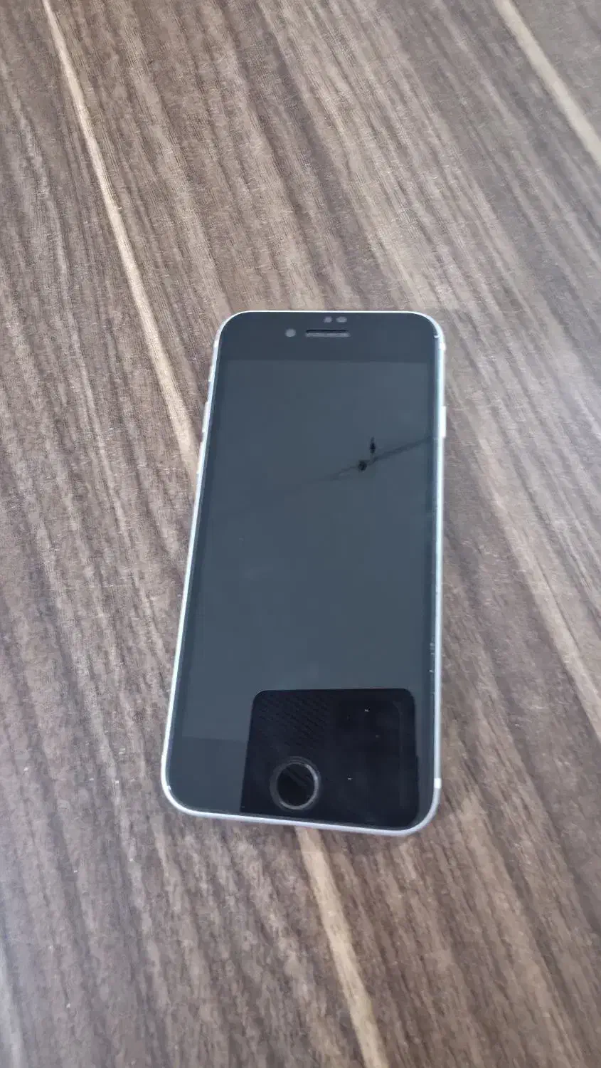iPhone SE 2020 128GB|موبایل|اصفهان, خلجا|دیوار