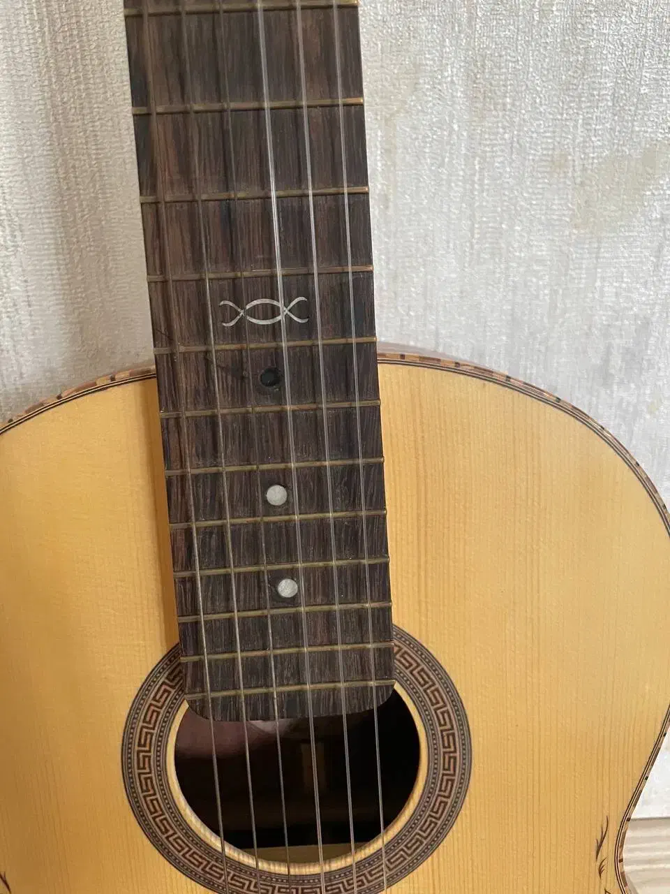 گیتار دست ساز|گیتار، بیس، امپلیفایر|گرگان, |دیوار