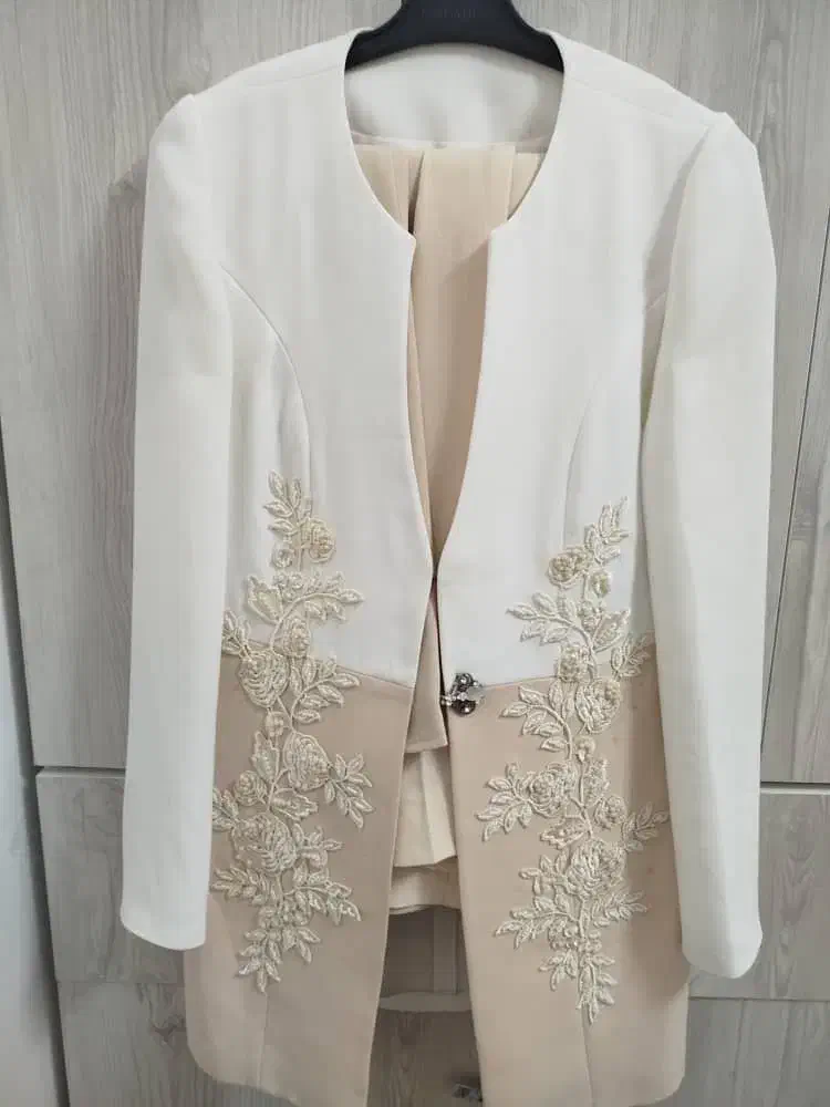 لباس در حد نو|لباس|ورامین, ورامین|دیوار