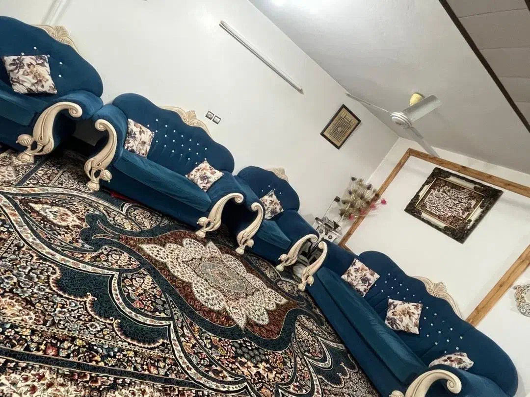 مبل ۷نفره سالم و خوشرنگ|مبلمان خانگی و میز عسلی|نور, |دیوار