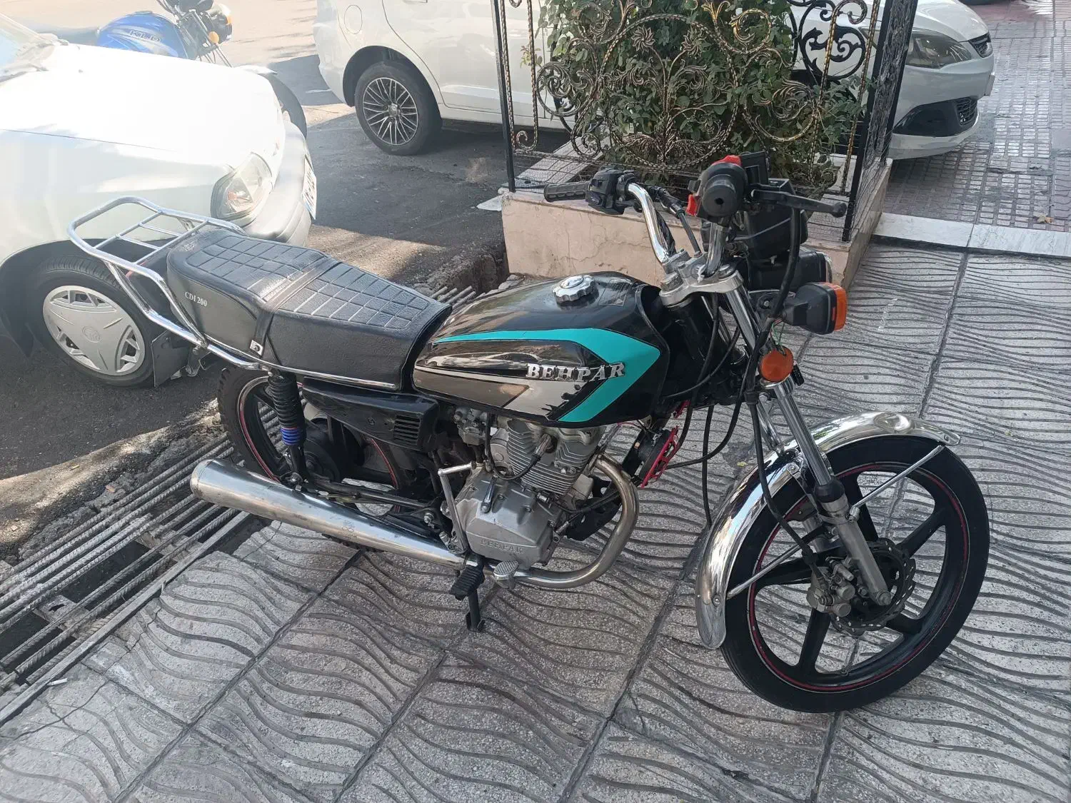 موتور هندا ۲۰۰ پنج دنده|موتورسیکلت|تهران, خاک سفید|دیوار