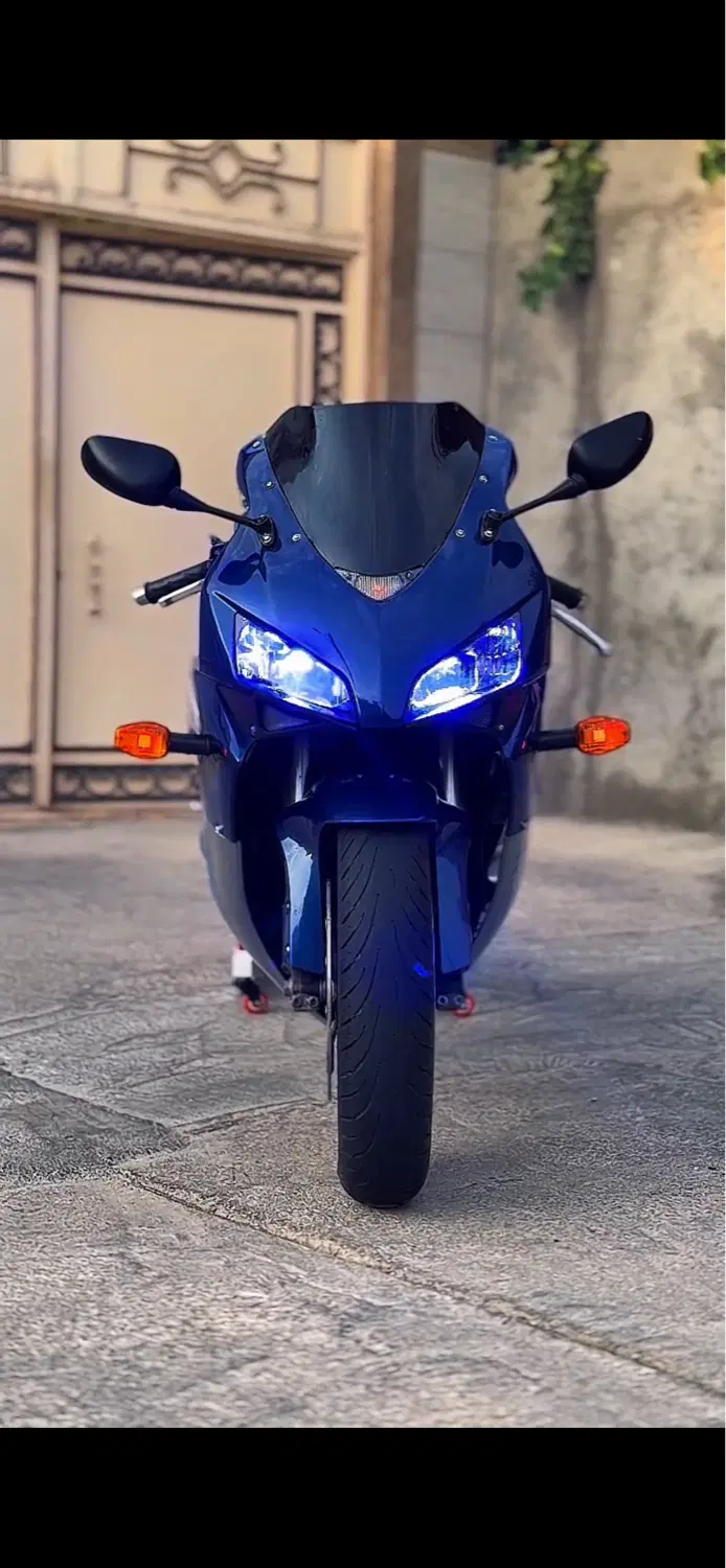 Cbr1000 2007|موتورسیکلت|قم, سالاریه|دیوار