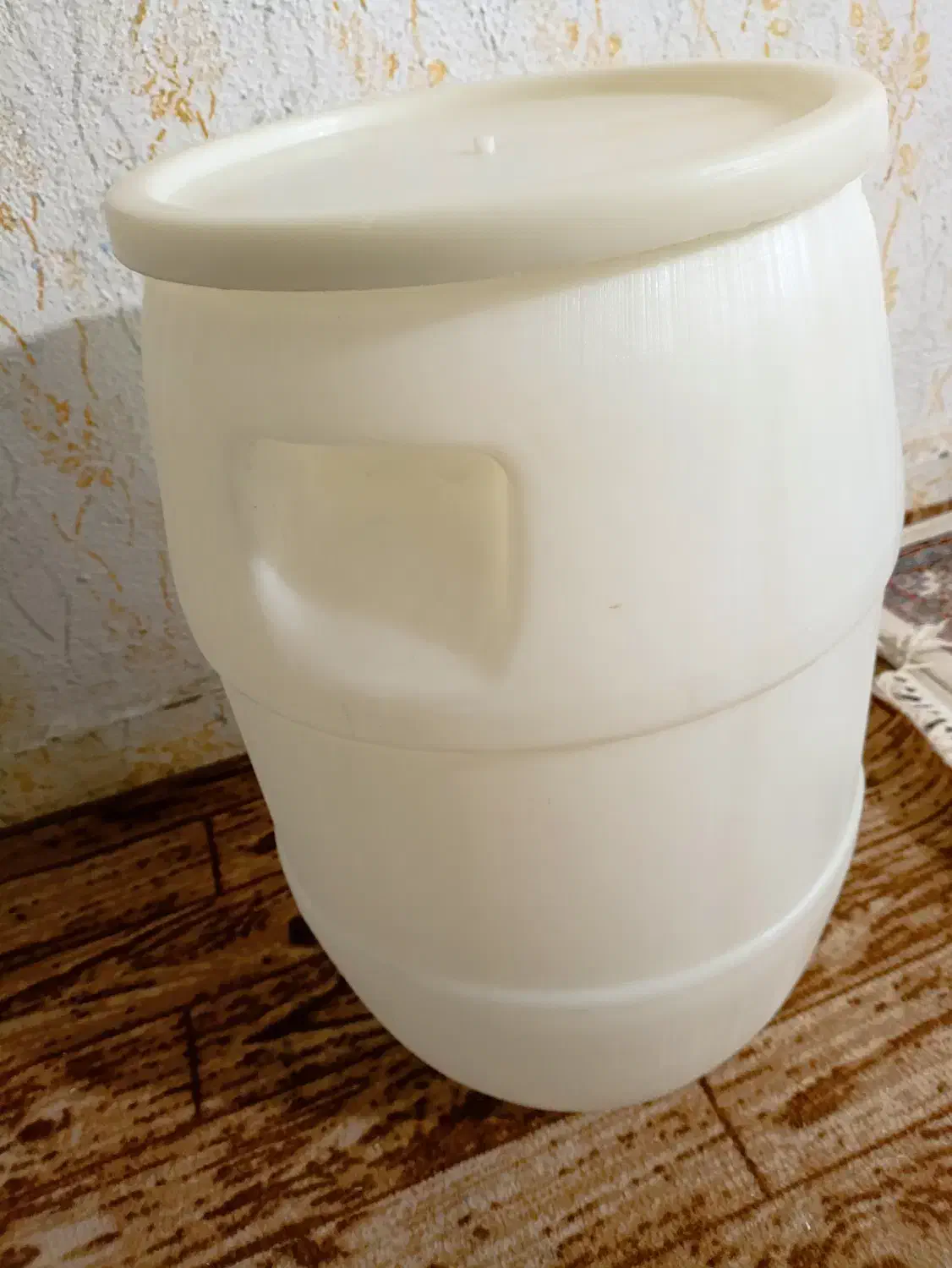 دبه ۶۰ لیتری سالم|ظروف نگهدارنده، پلاستیکی، یکبارمصرف|شیراز, شهرک فرهنگیان|دیوار