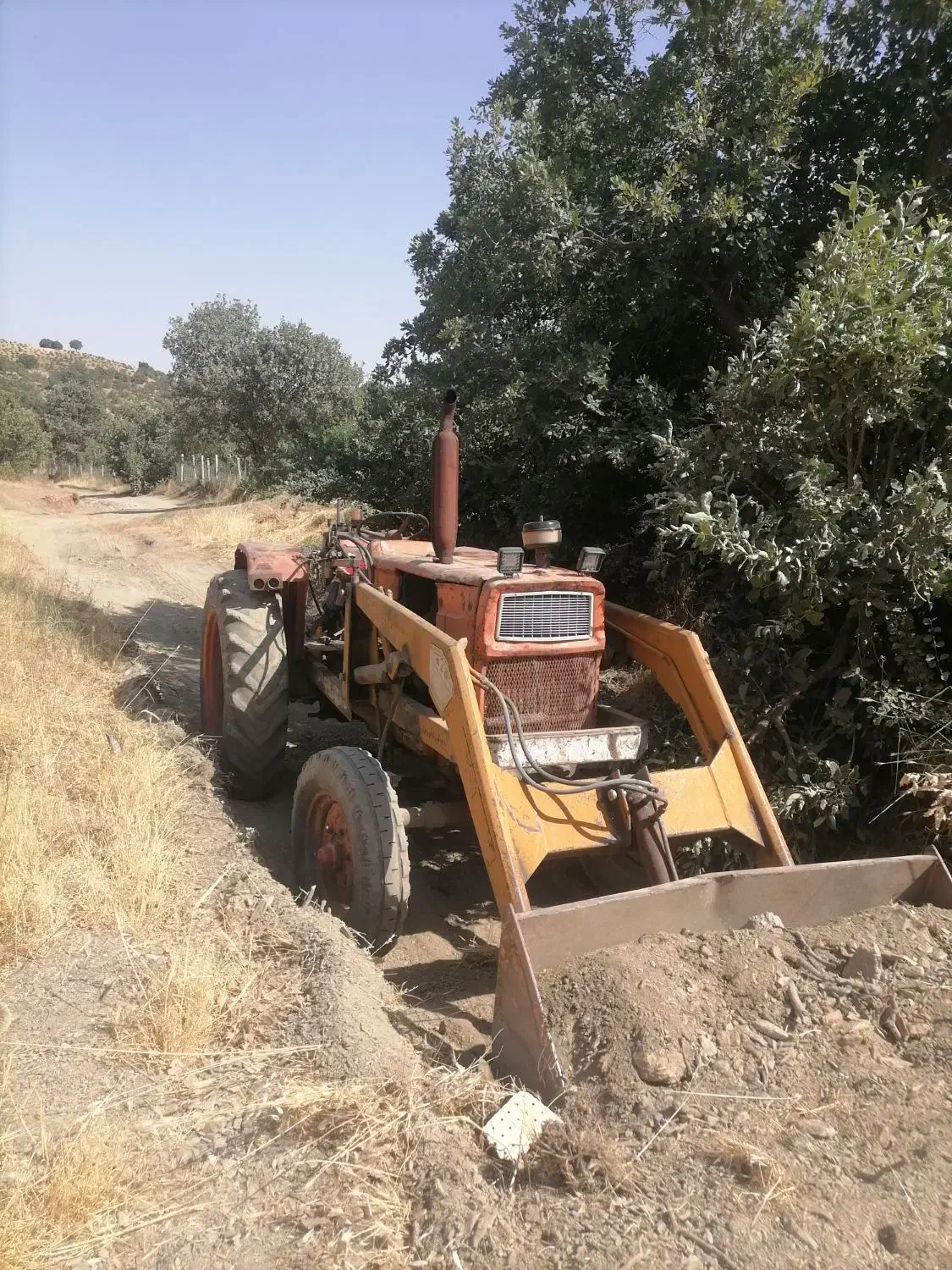 تراکتور رومانی بیل|خودرو سنگین|مریوان, |دیوار