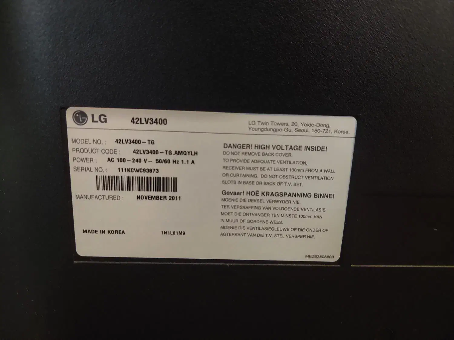 تلویزیون ۴۲ اینچ ال جی|تلویزیون و پروژکتور|بروجرد, |دیوار