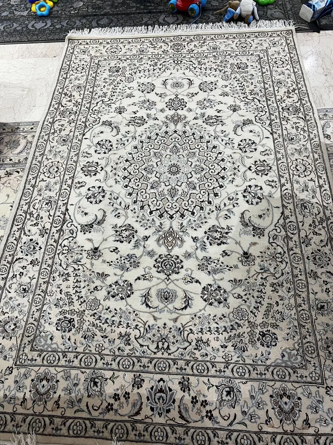 فرش دستباف نایین پرده ای 4متری نو|فرش|ری, شهادت|دیوار