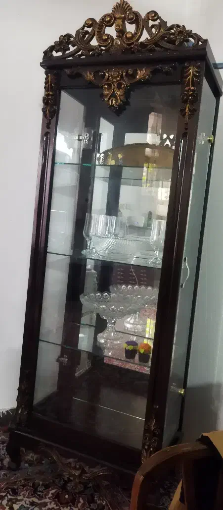 بوفه در حد نو|بوفه، ویترین، کنسول|گنبد کاووس, |دیوار