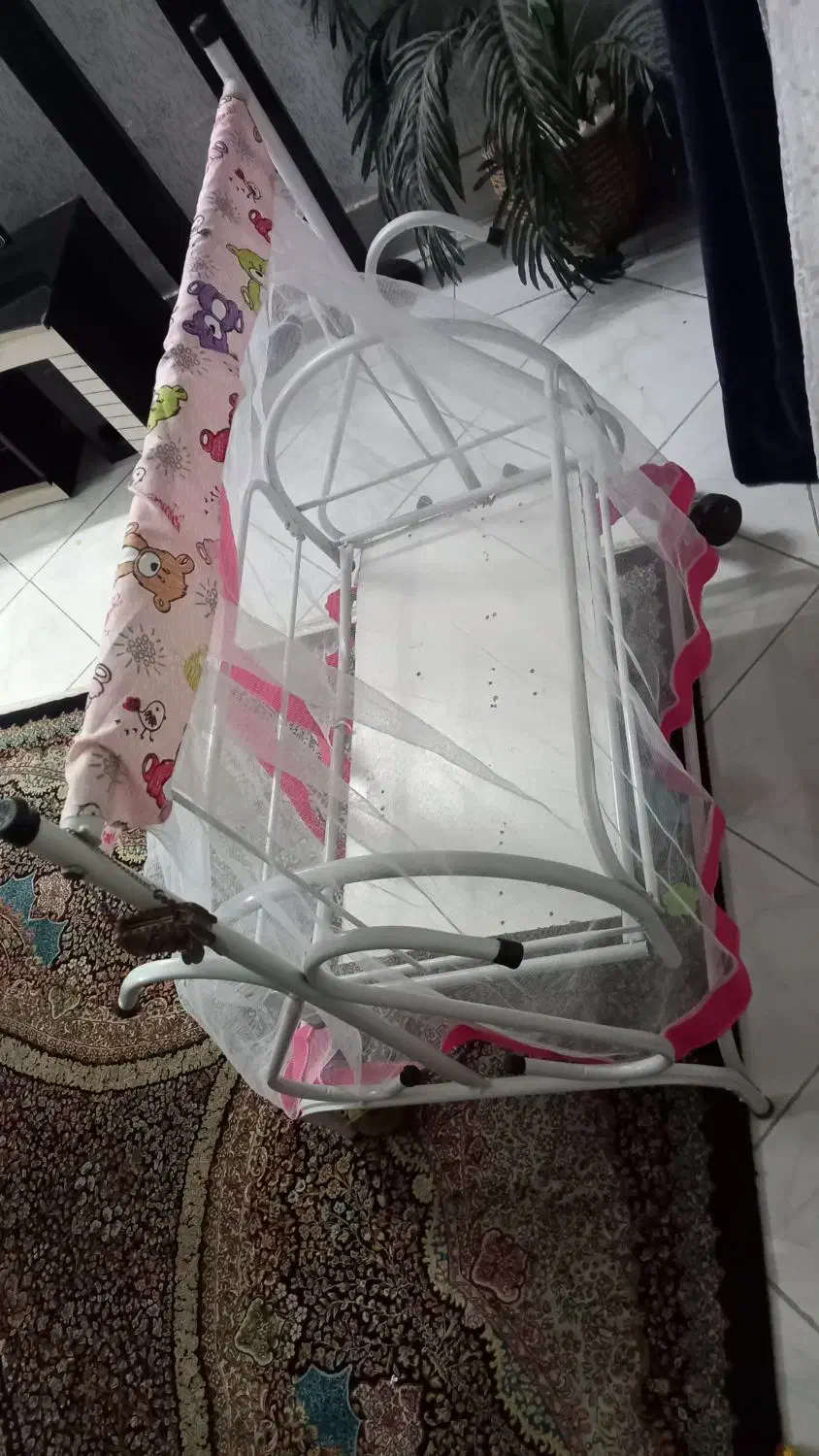 گهواره نو|تخت و صندلی بچه|زاهدان, |دیوار