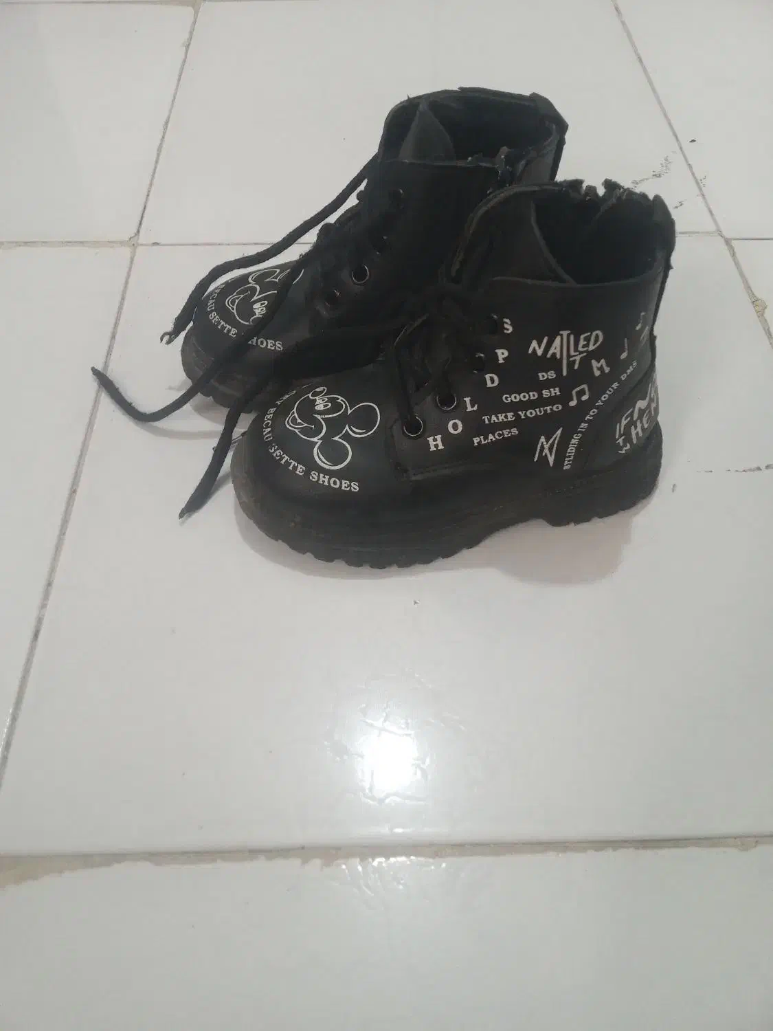 کفش بچه گانه در حد نو|کفش و لباس بچه|الیگودرز, |دیوار