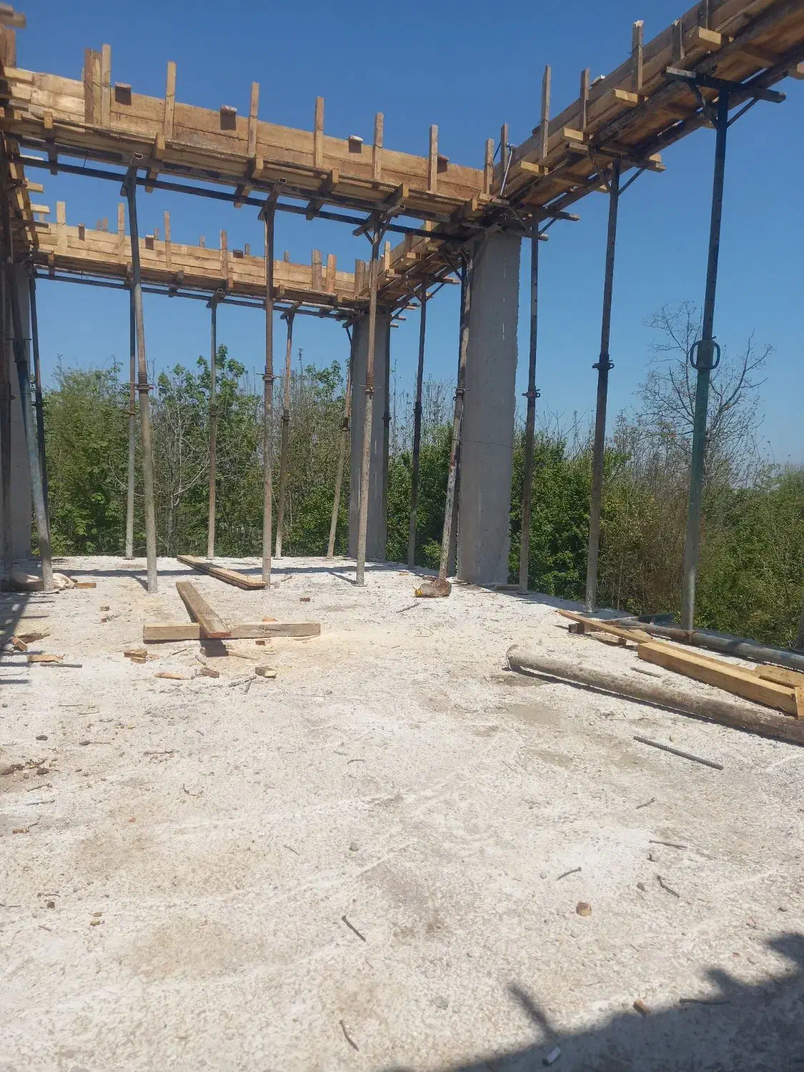 ارماتوربند .قالب بند .استخر وجکوزی .با تخته|خدمات پیشه و مهارت|رشت, یخسازی|دیوار