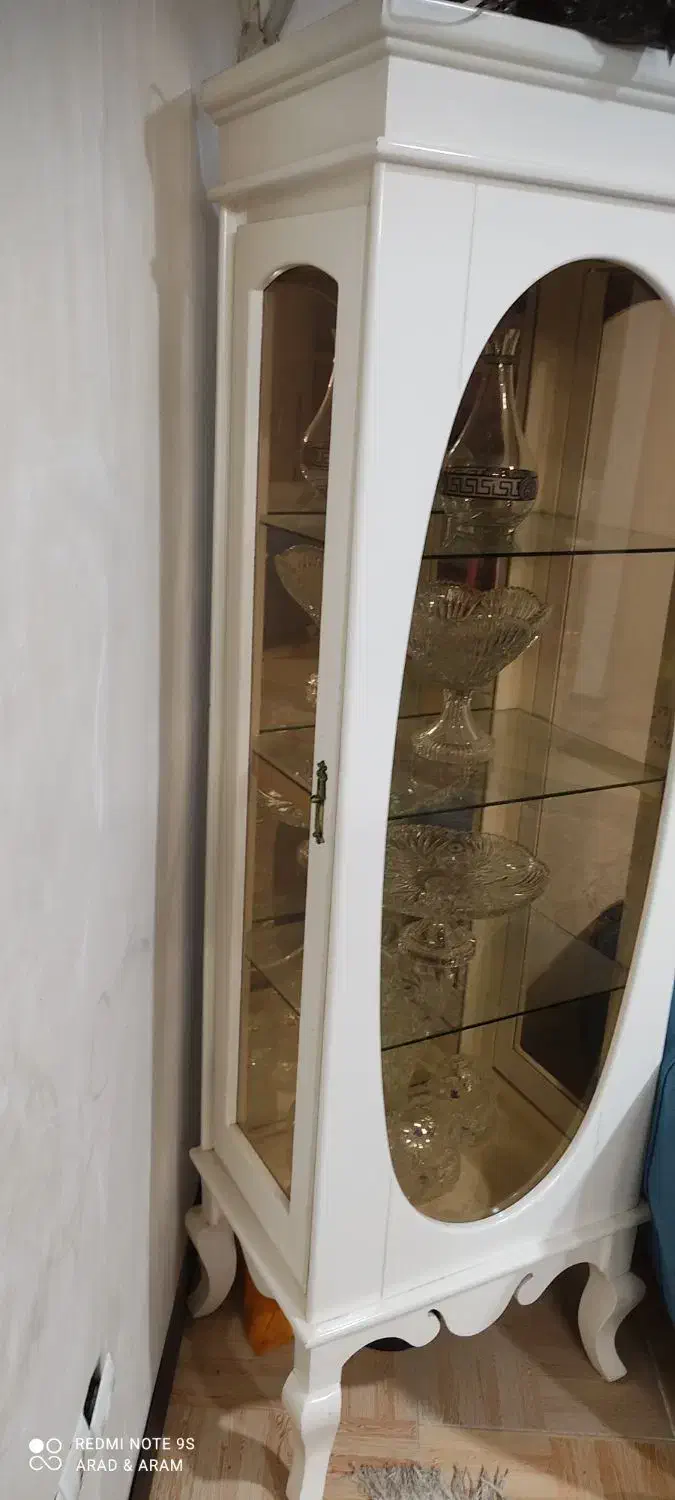 بوفه در حد نو با چوب مرغوب|بوفه، ویترین، کنسول|گنبد کاووس, |دیوار